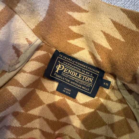 Pendleton blanket coat - Picture 6 of 8